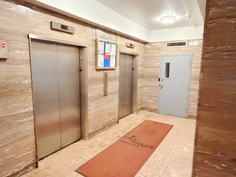7337 S South Shore Drive Chicago IL 60649