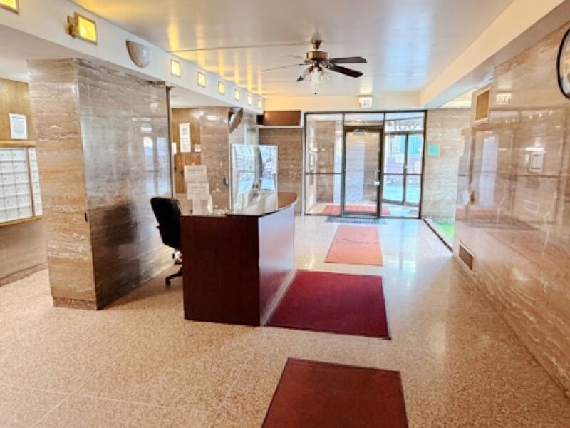 7337 S South Shore Drive Chicago IL 60649