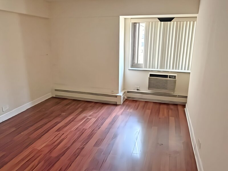 7337 S South Shore Drive Chicago IL 60649