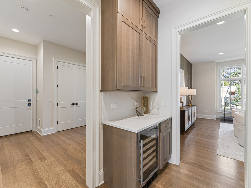 1959 Windridge Drive Lake Forest IL 60045
