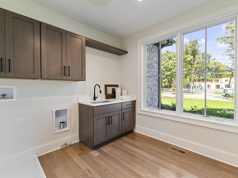 1959 Windridge Drive Lake Forest IL 60045