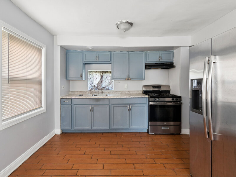 10107 S Paxton Avenue Chicago IL 60617