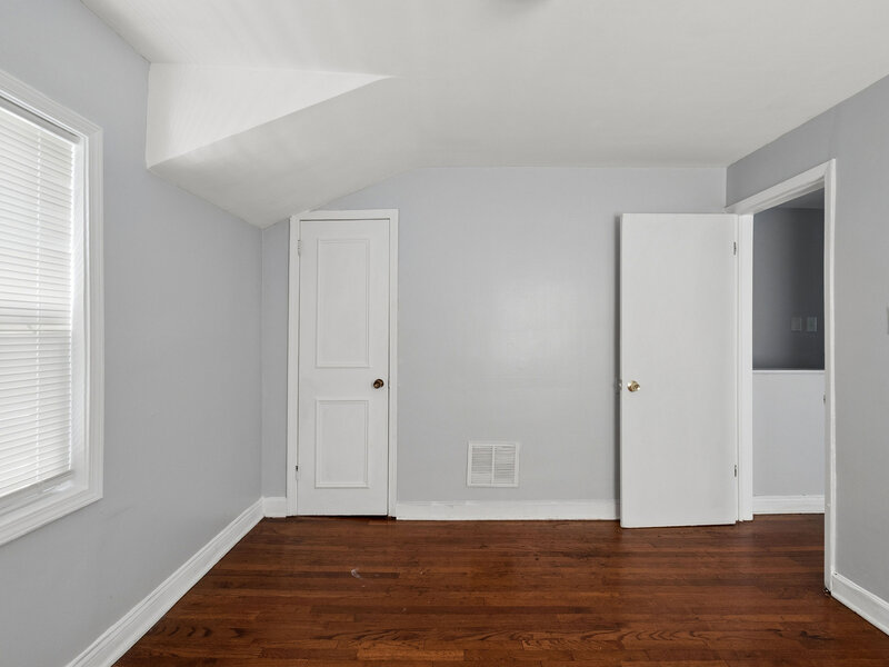10107 S Paxton Avenue Chicago IL 60617