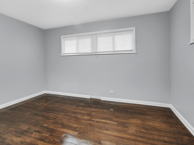 16158 Plymouth Drive Markham IL 60428