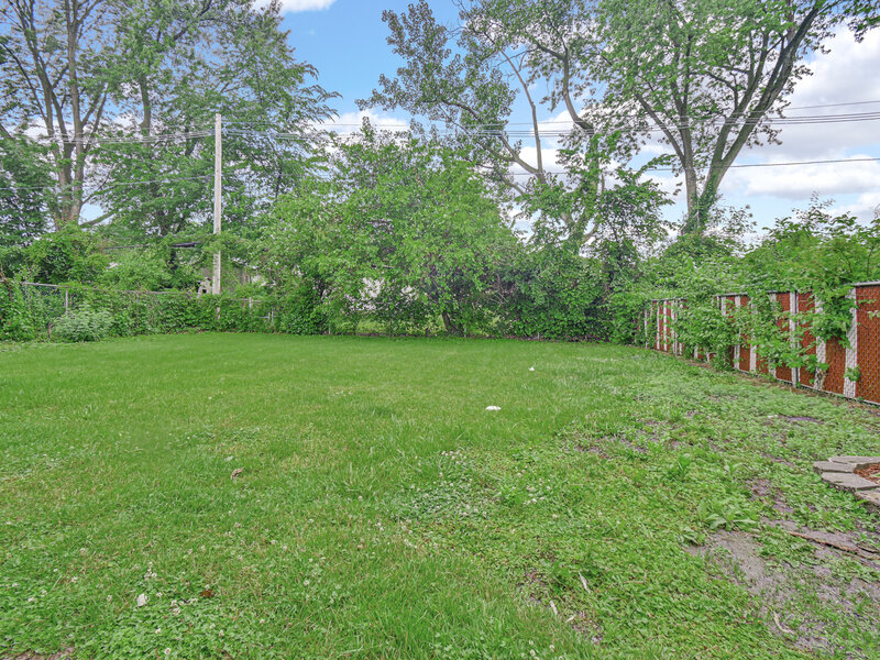 16158 Plymouth Drive Markham IL 60428