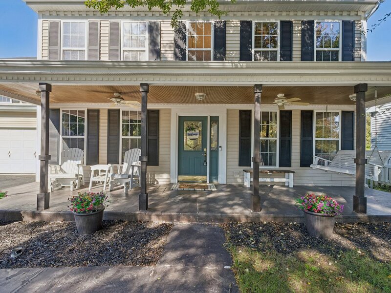 123 Eisenhower Drive Oswego IL 60543