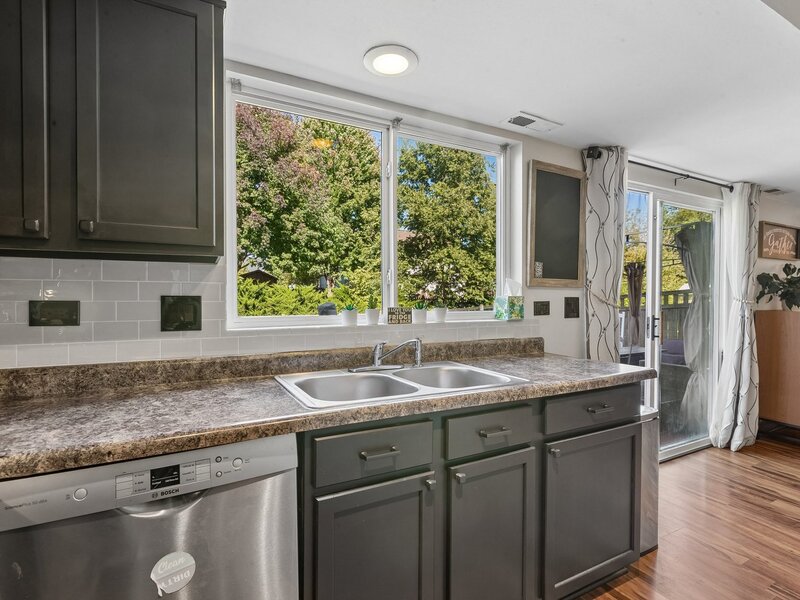 123 Eisenhower Drive Oswego IL 60543
