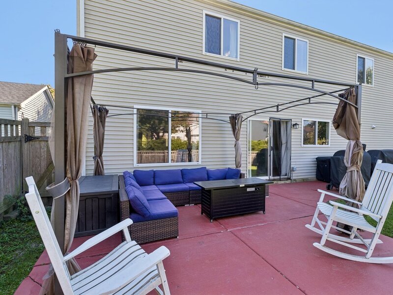 123 Eisenhower Drive Oswego IL 60543