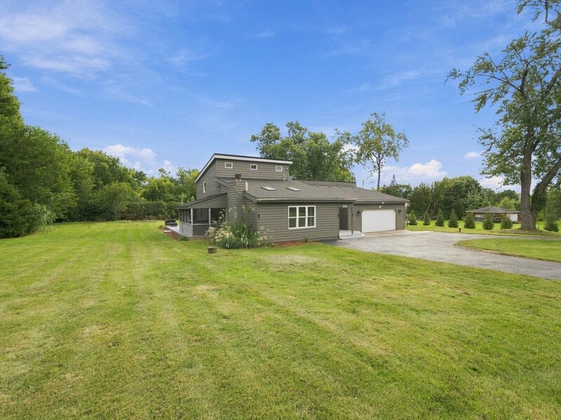 911 Kohley Road Lisle IL 60532