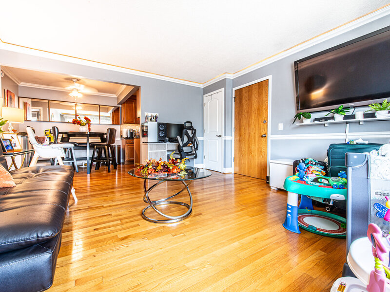4931 N East River Road Norridge IL 60706