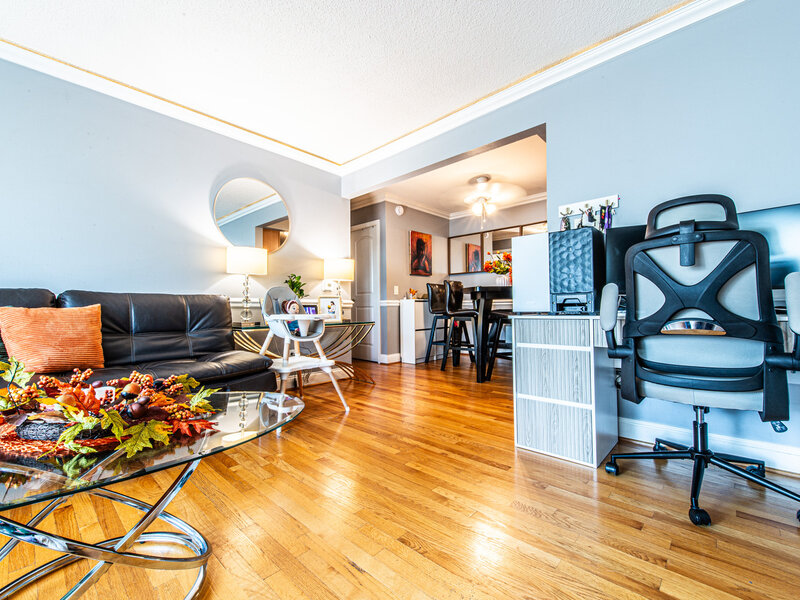 4931 N East River Road Norridge IL 60706