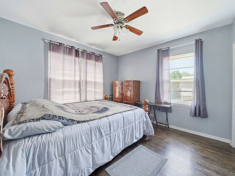 2642 Ridge Road Lansing IL 60438
