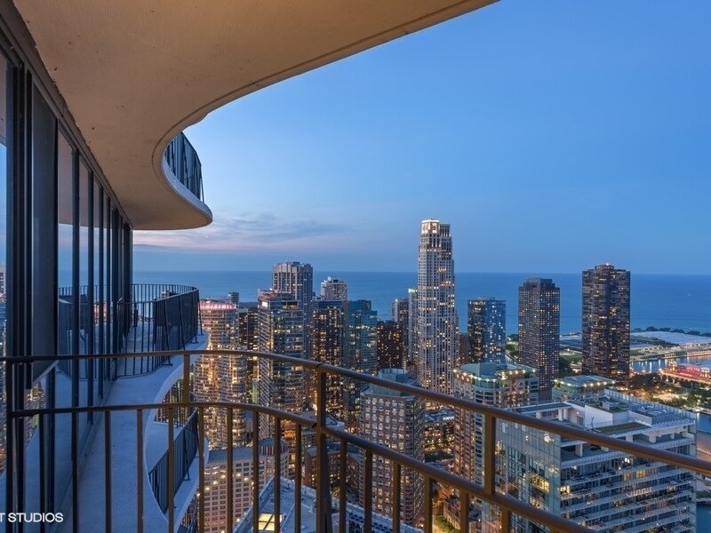 225 N Columbus Drive Chicago IL 60601