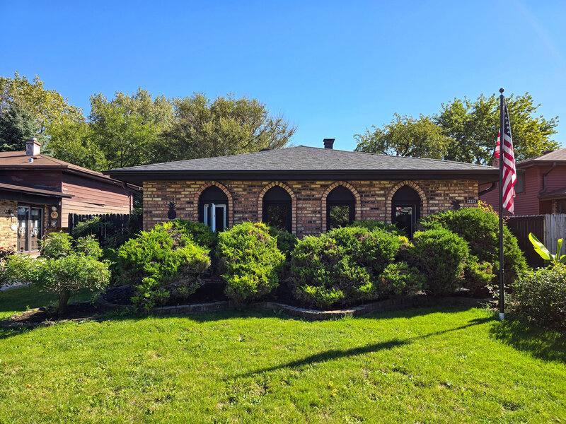 12215 S 45th Avenue Alsip IL 60803
