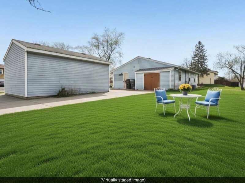 3520 School Drive Country Club Hills IL 60478