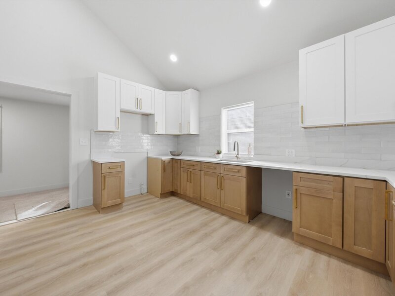12231 S Lowe Avenue Chicago IL 60628