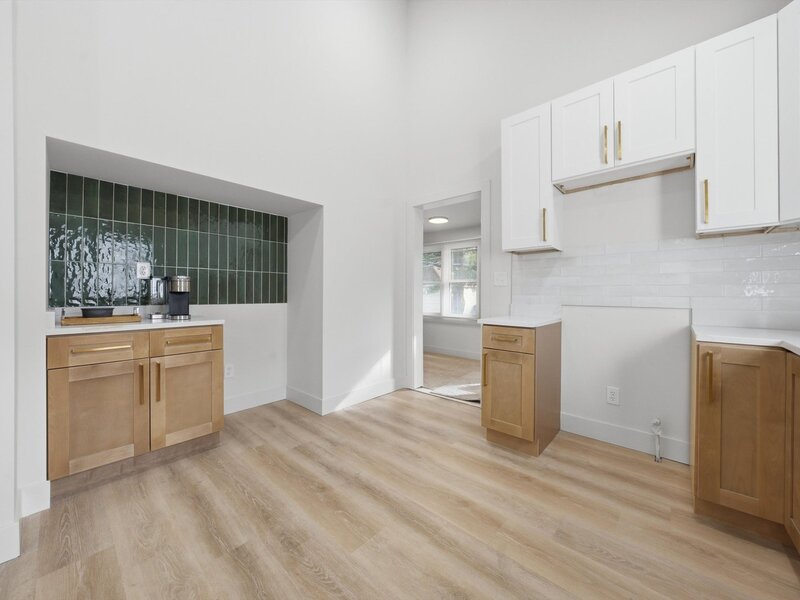 12231 S Lowe Avenue Chicago IL 60628