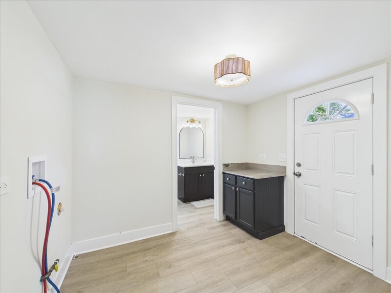1027 Garfield Avenue Belvidere IL 61008