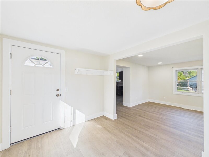 1027 Garfield Avenue Belvidere IL 61008