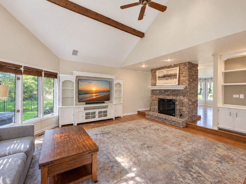 2412 Clifton Court Naperville IL 60565