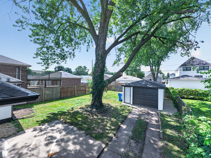 10322 S Millard Avenue Chicago IL 60655