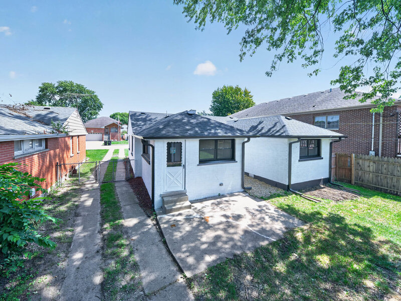 10322 S Millard Avenue Chicago IL 60655