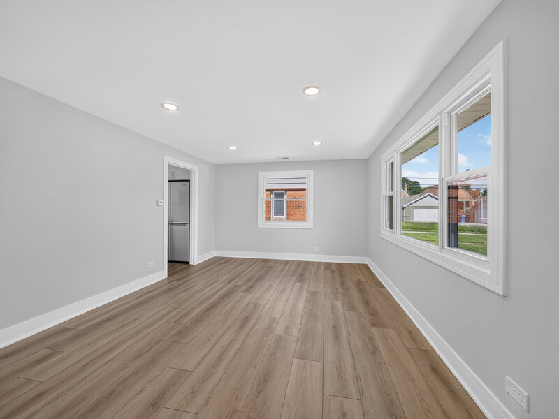 10322 S Millard Avenue Chicago IL 60655
