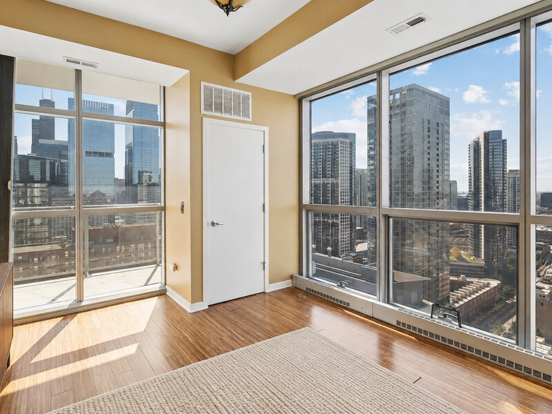 303 W Ohio Street Chicago IL 60654