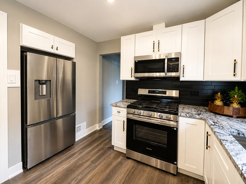 3836 W 85th Street Chicago IL 60652