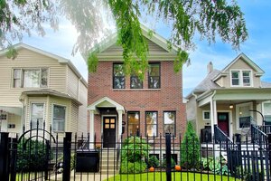 Photo of 4343 N Hamlin Avenue Chicago IL 60618