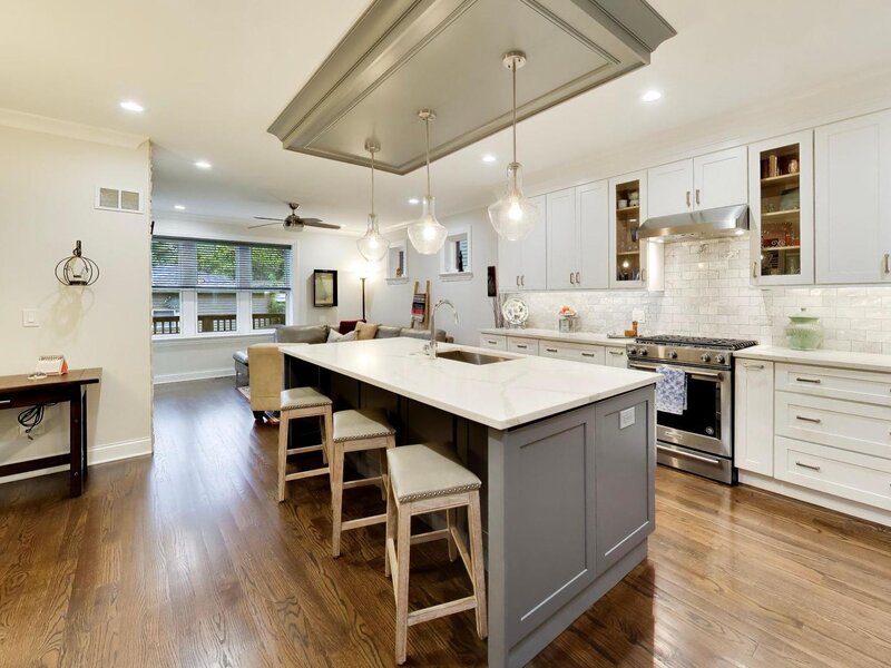 4343 N Hamlin Avenue Chicago IL 60618
