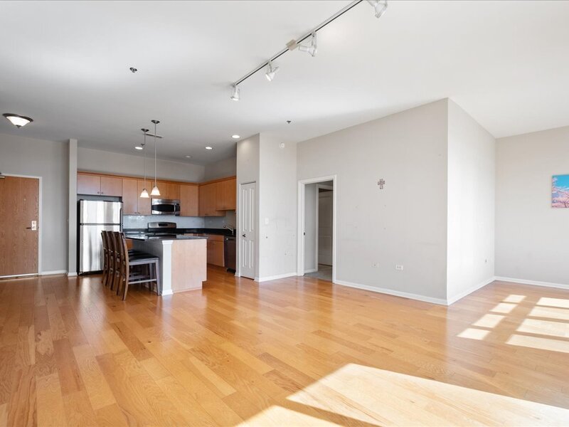 1199 E Port Clinton Road Vernon Hills IL 60061