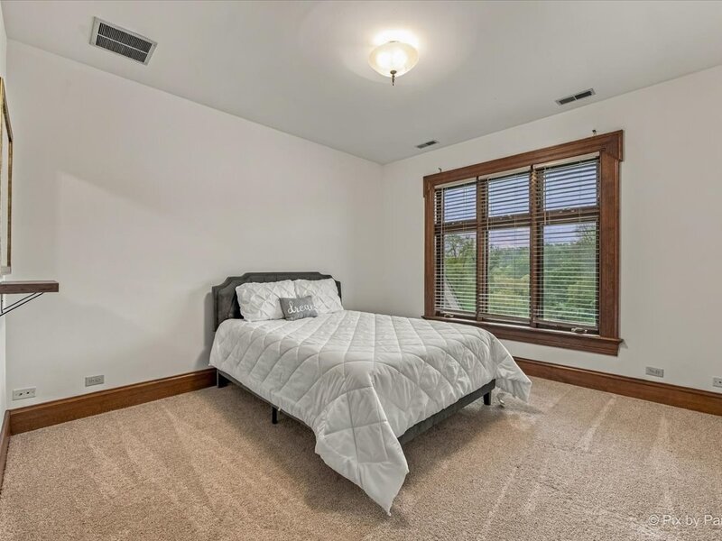 5 Castle Drive St. Charles IL 60175