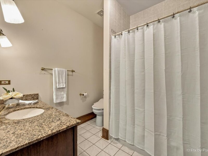 5 Castle Drive St. Charles IL 60175