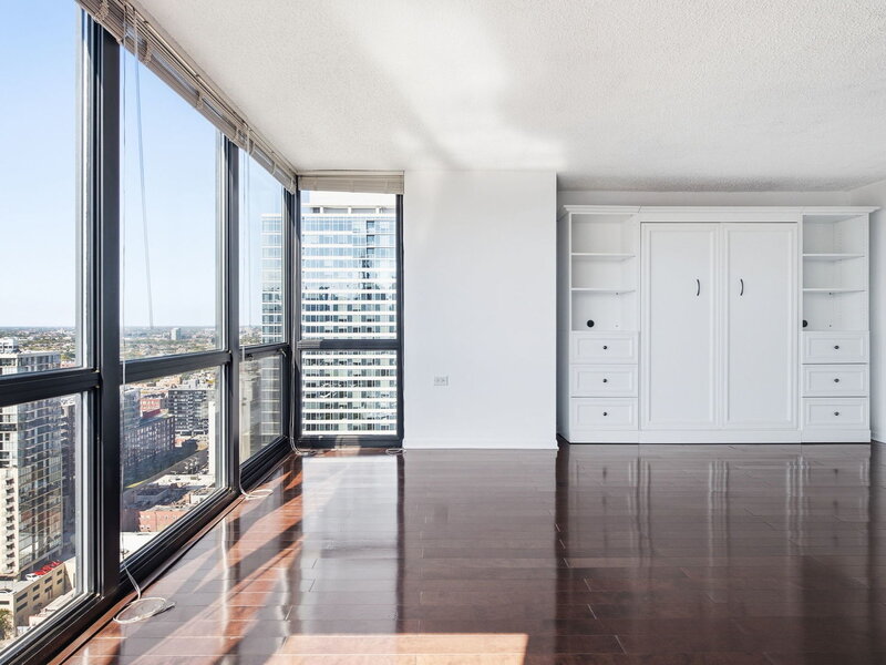 1122 N Clark Street Chicago IL 60610