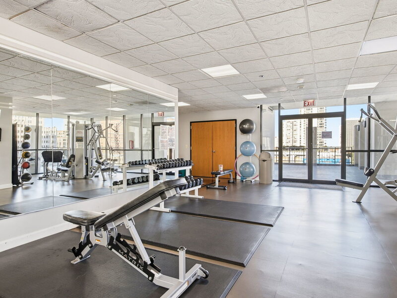 1122 N Clark Street Chicago IL 60610