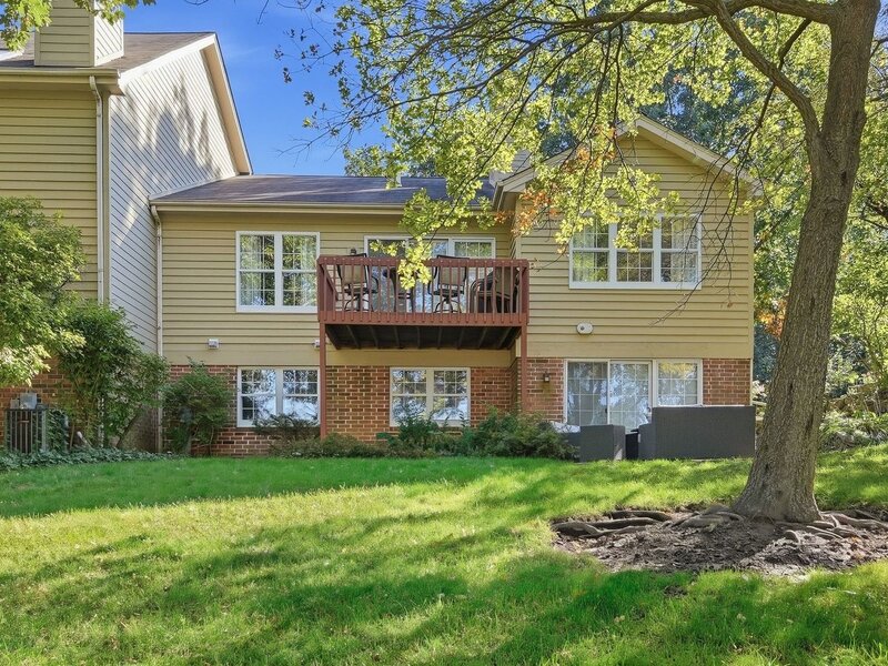 576 Shagbark Drive Elgin IL 60123