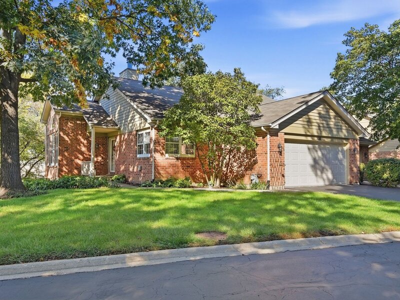 576 Shagbark Drive Elgin IL 60123