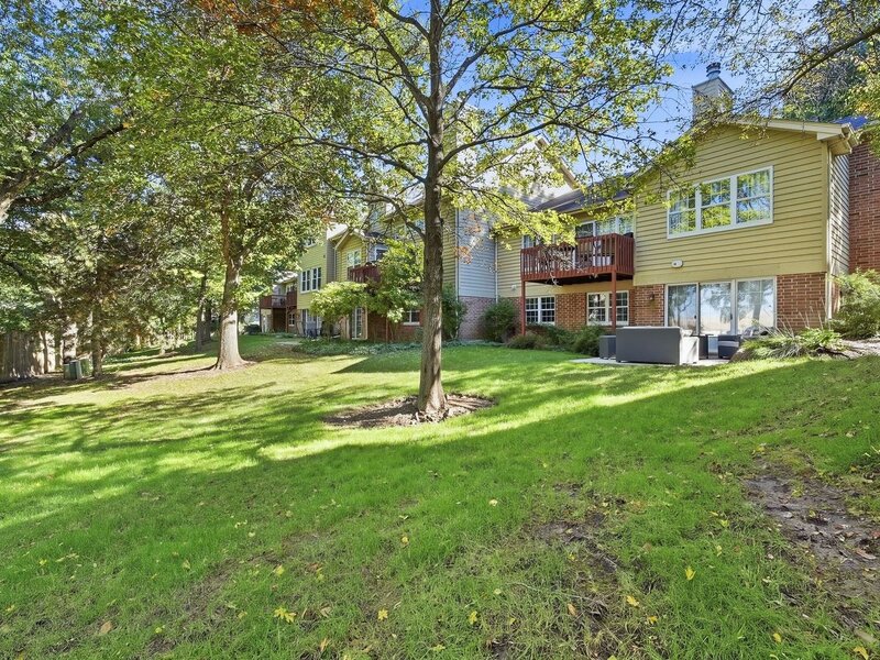 576 Shagbark Drive Elgin IL 60123