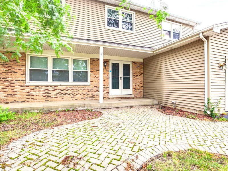 562 Applegate Lane Lake Zurich IL 60047