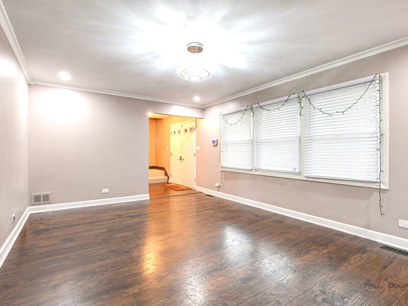562 Applegate Lane Lake Zurich IL 60047