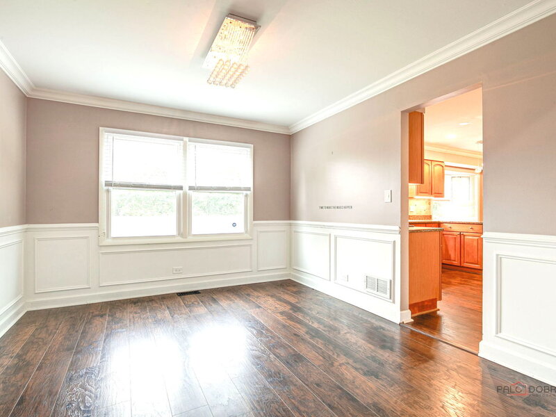 562 Applegate Lane Lake Zurich IL 60047