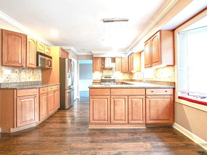 562 Applegate Lane Lake Zurich IL 60047