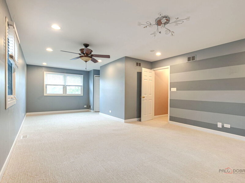 562 Applegate Lane Lake Zurich IL 60047