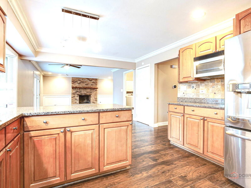 562 Applegate Lane Lake Zurich IL 60047