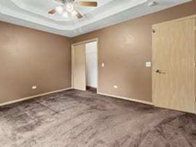 6810 Hadrian Drive Joliet IL 60431