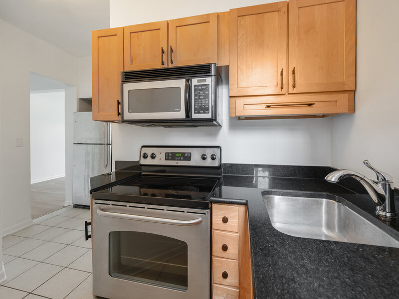 4310 N Clarendon Avenue Chicago IL 60613