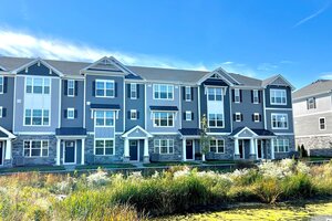 Photo of 409 Lakeshore Court St. Charles IL 60174