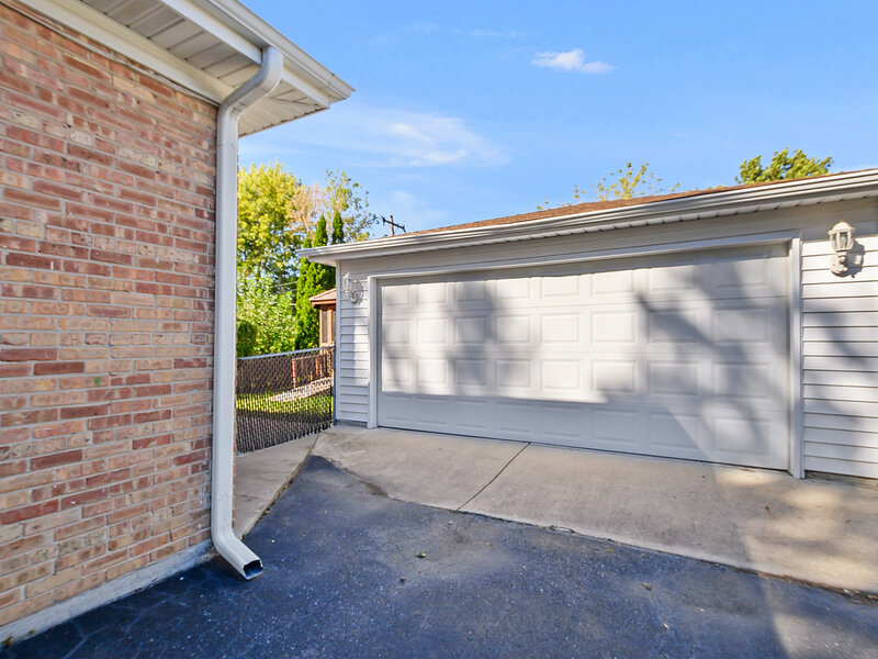5262 Alexander Place Oak Lawn IL 60453