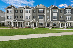Photo of 403 Lakeshore Court St. Charles IL 60174
